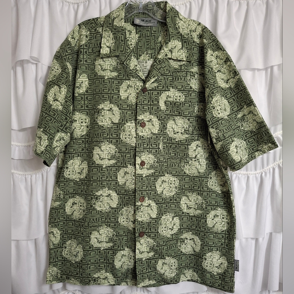 Maui and Sons Green Patterned Casual Button Down Shirt